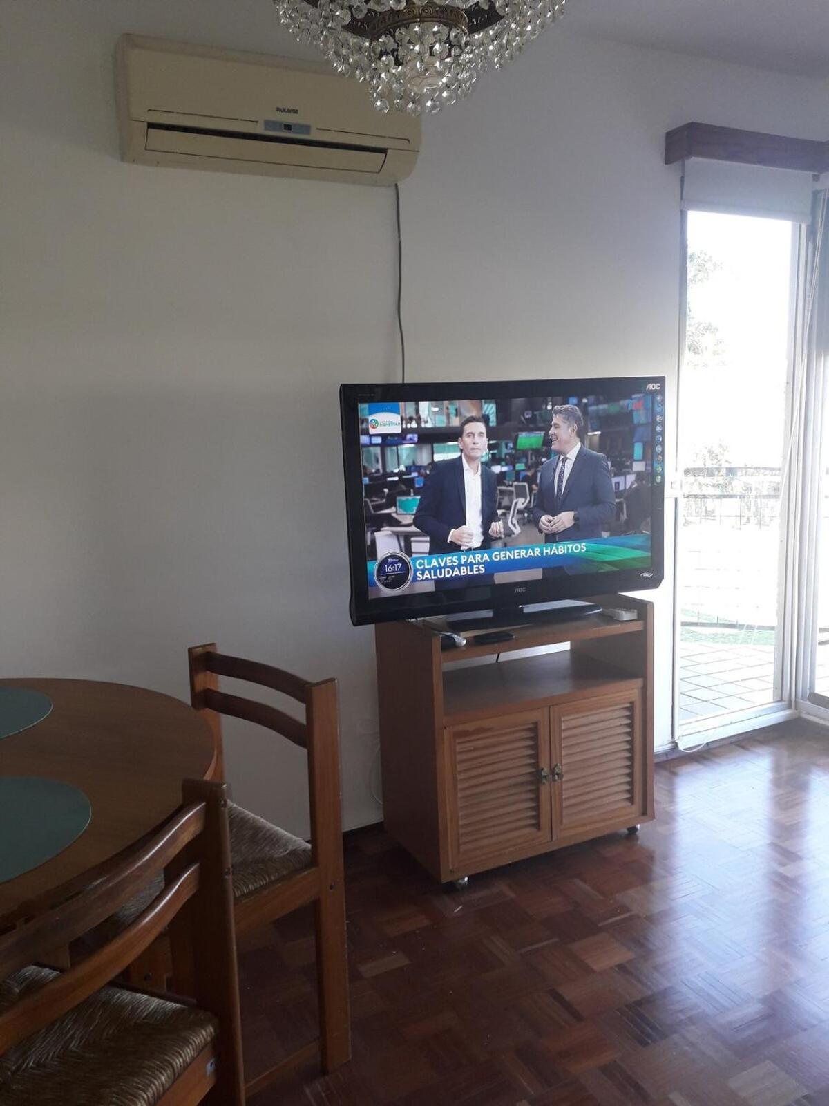 A 300 Metros Del Mar En Malvin, Apartamento